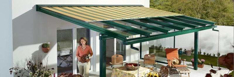 Glasdach mit Markise