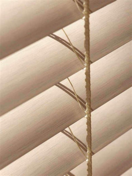 Jalousie aus Bambusstäben