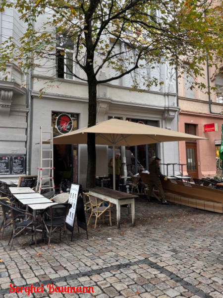 Restaurant-Schirm